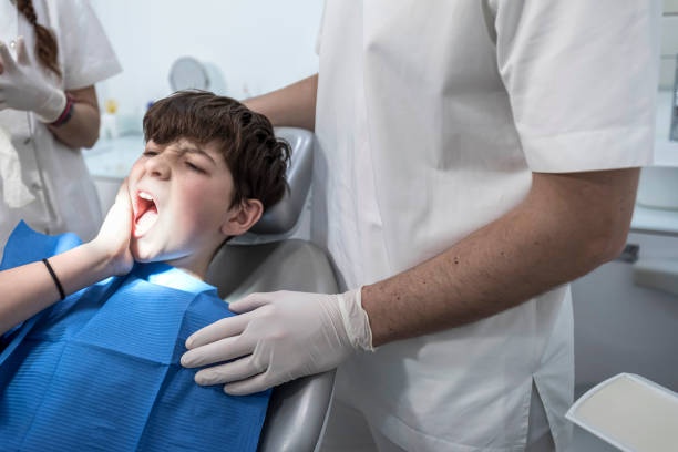 Best Broken Tooth Emergency  in Grayson, GA